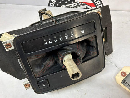 2005 Pontiac GTO Automatic Gear Selector Shifter Lever Assembly OEM