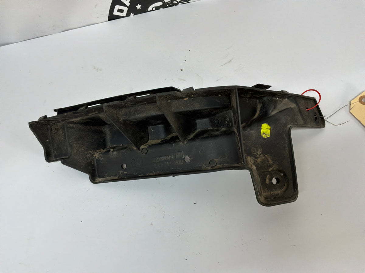 2014 Chevy Caprice RH & LH Rear Bumper Guide Brackets Mounts Supports OEM