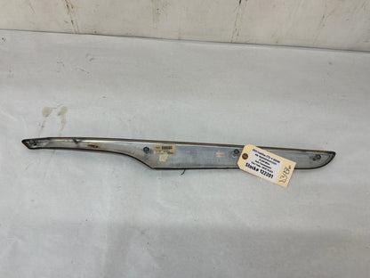 Lh door trim - Day's Parts Yard