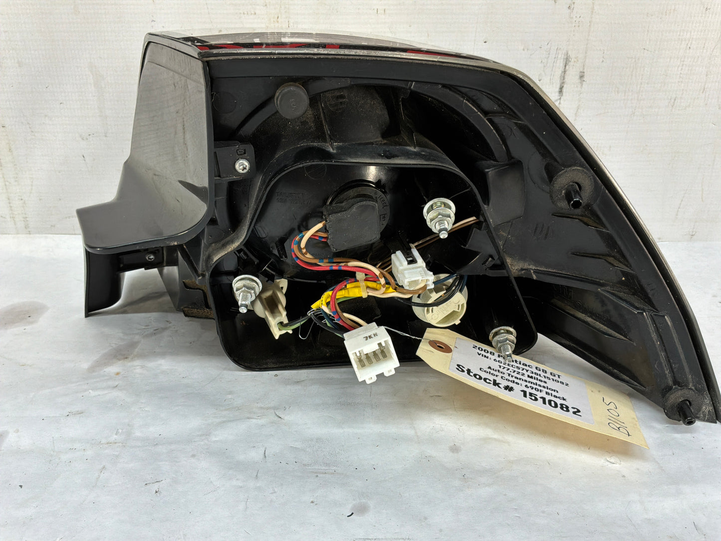 2008 Pontiac G8 LH Driver Tail Light Taillight Lamp OEM