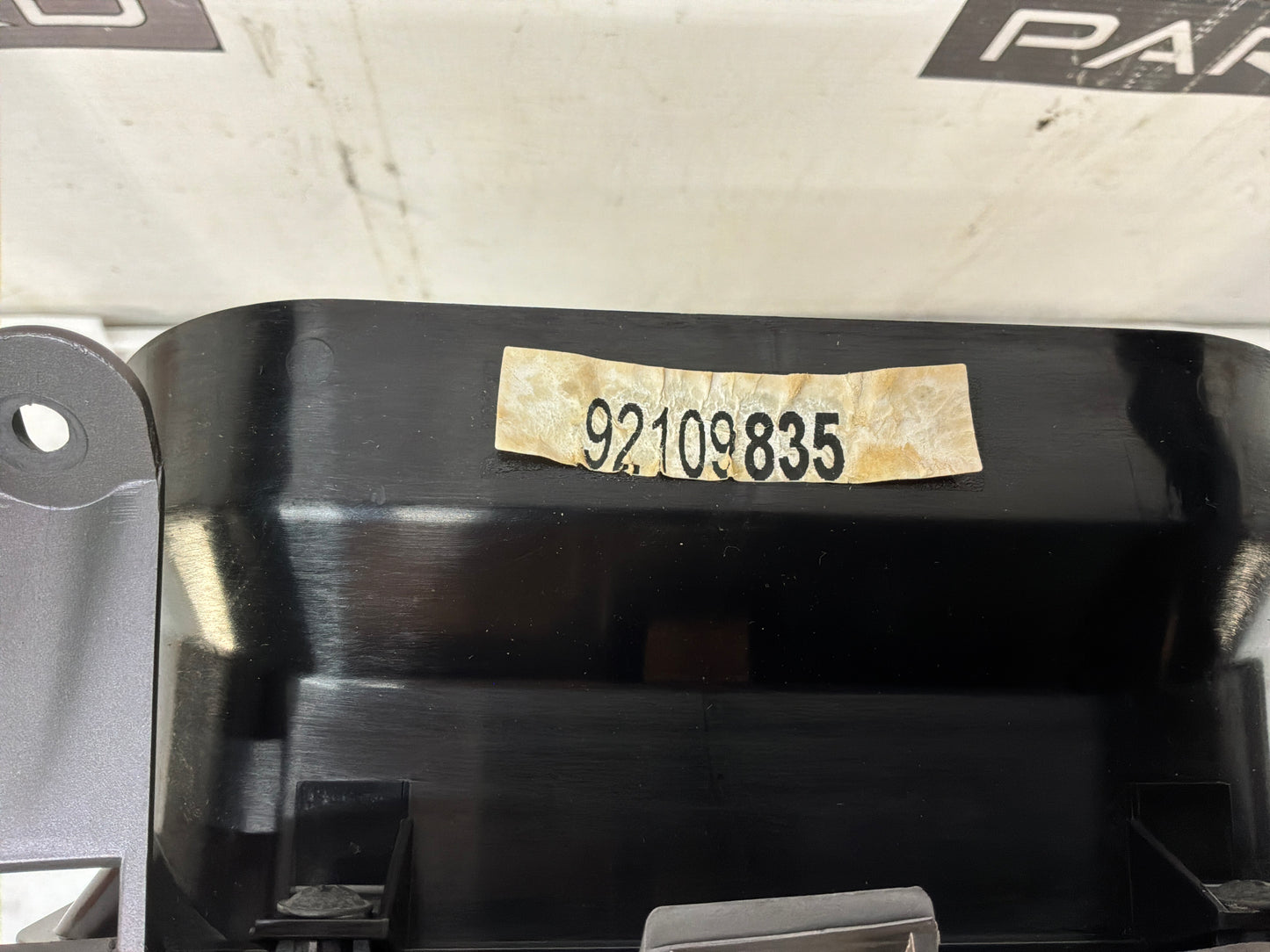 2004 Pontiac GTO Center Dash Radio HVAC Bezel Plate Panel Trim Panel OEM