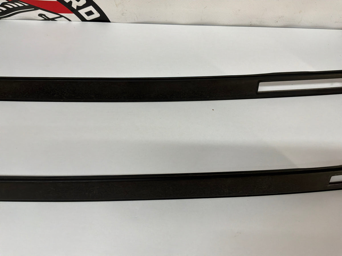 2017 Chevy SS Sedan Roof Top Trim Finish Panel Moldings RH & LH OEM