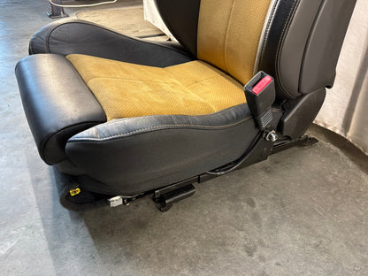2011 Cadillac CTS-V Coupe Recaro Front RH Passenger Seat OEM