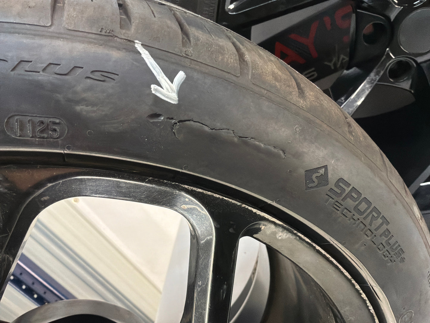 2015 Chevy Camaro SS 1LE Reproduction Z28 Wheels and Tires