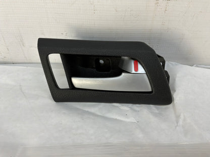Rear rh door handle - Day's Parts Yard