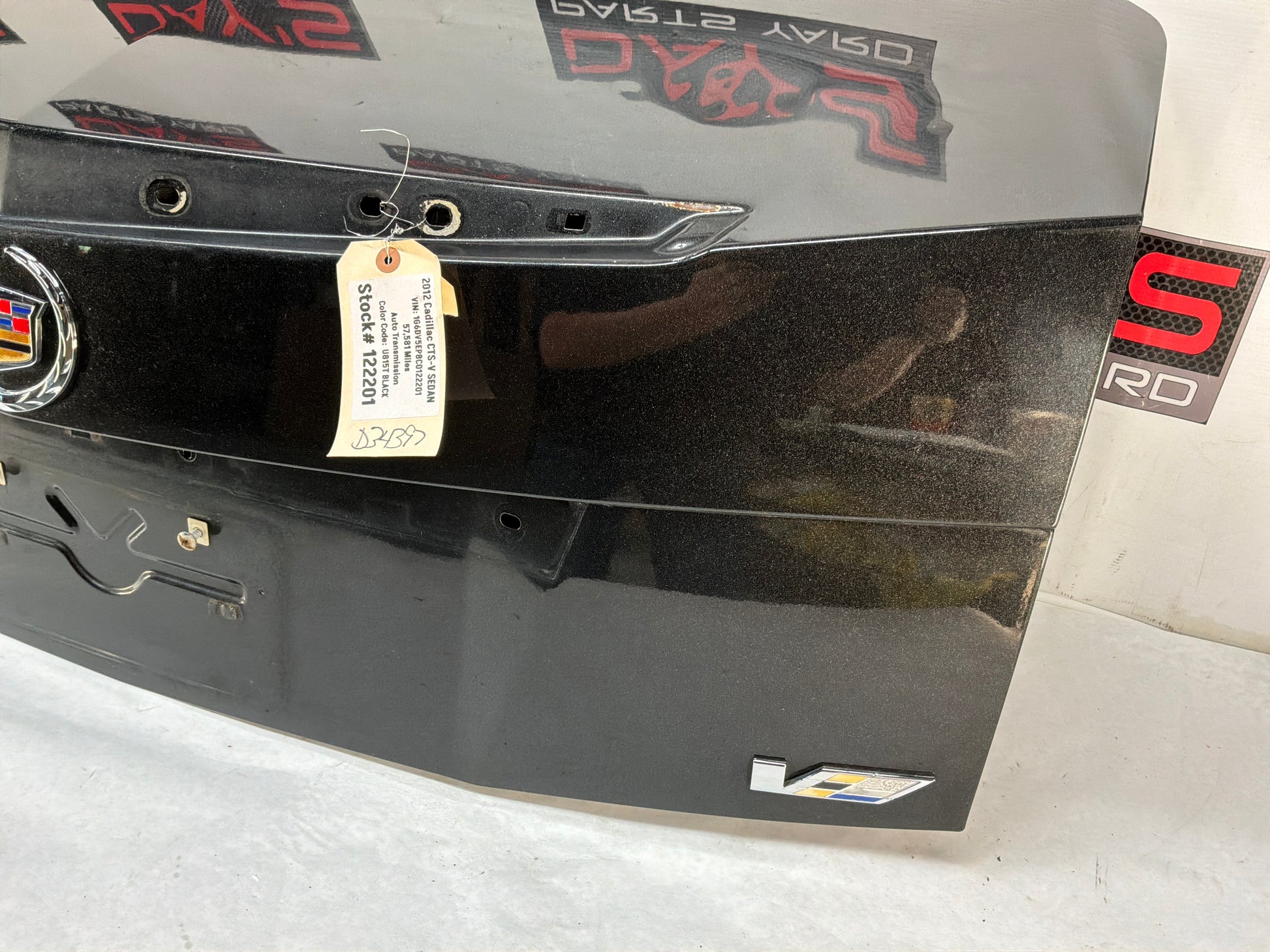 Trunk lid - Day's Parts Yard