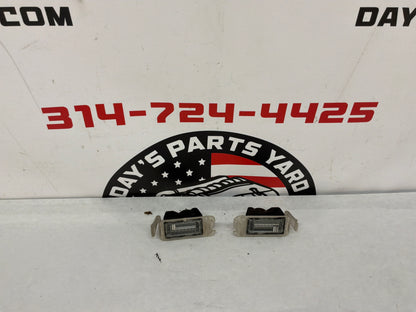 2005 Pontiac GTO License Plate Tag Light Lamp Set OEM