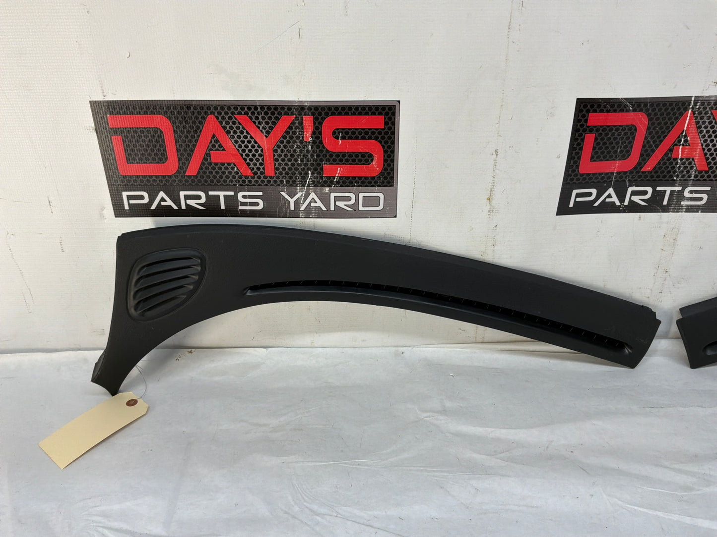 2004 Pontiac GTO RH & LH Dash Cowl Defrost Panels Vent Trim OEM