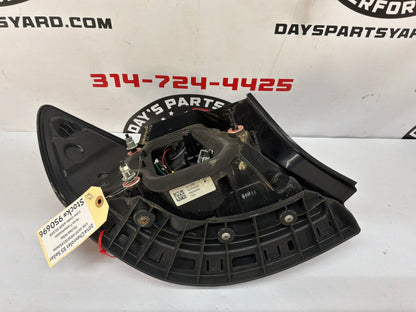 2014 Chevy SS Sedan RH Passenger Outer Tail Light Taillight Stop Lamp OEM
