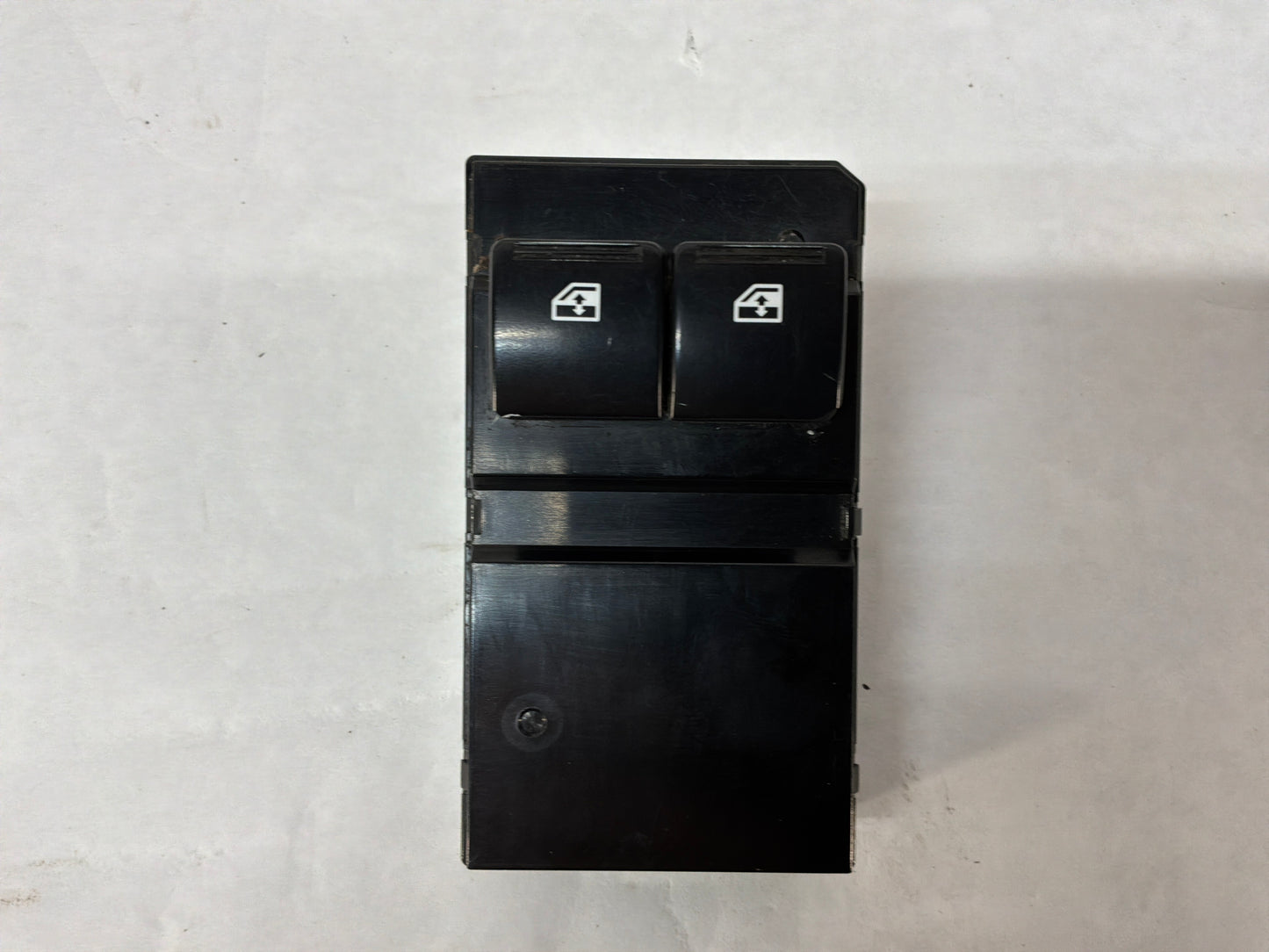 2004 Pontiac GTO Power Window Switch Control Button OEM