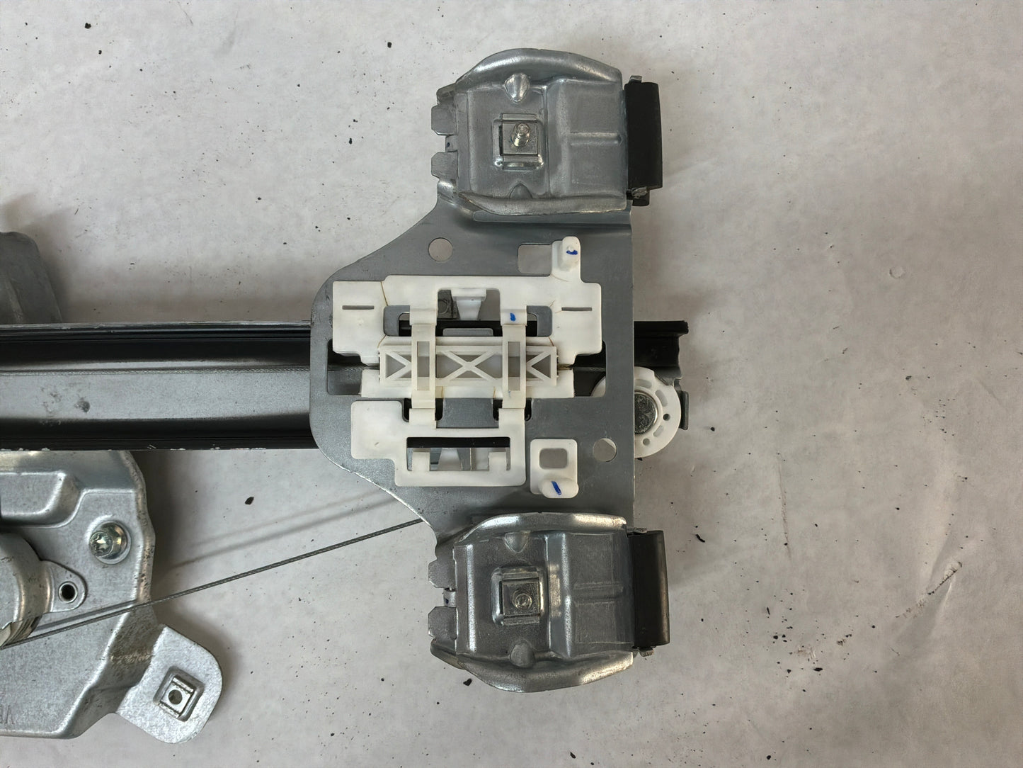 2008 Pontiac G8 GT LH Driver Rear Door Window Regulator Motor OEM