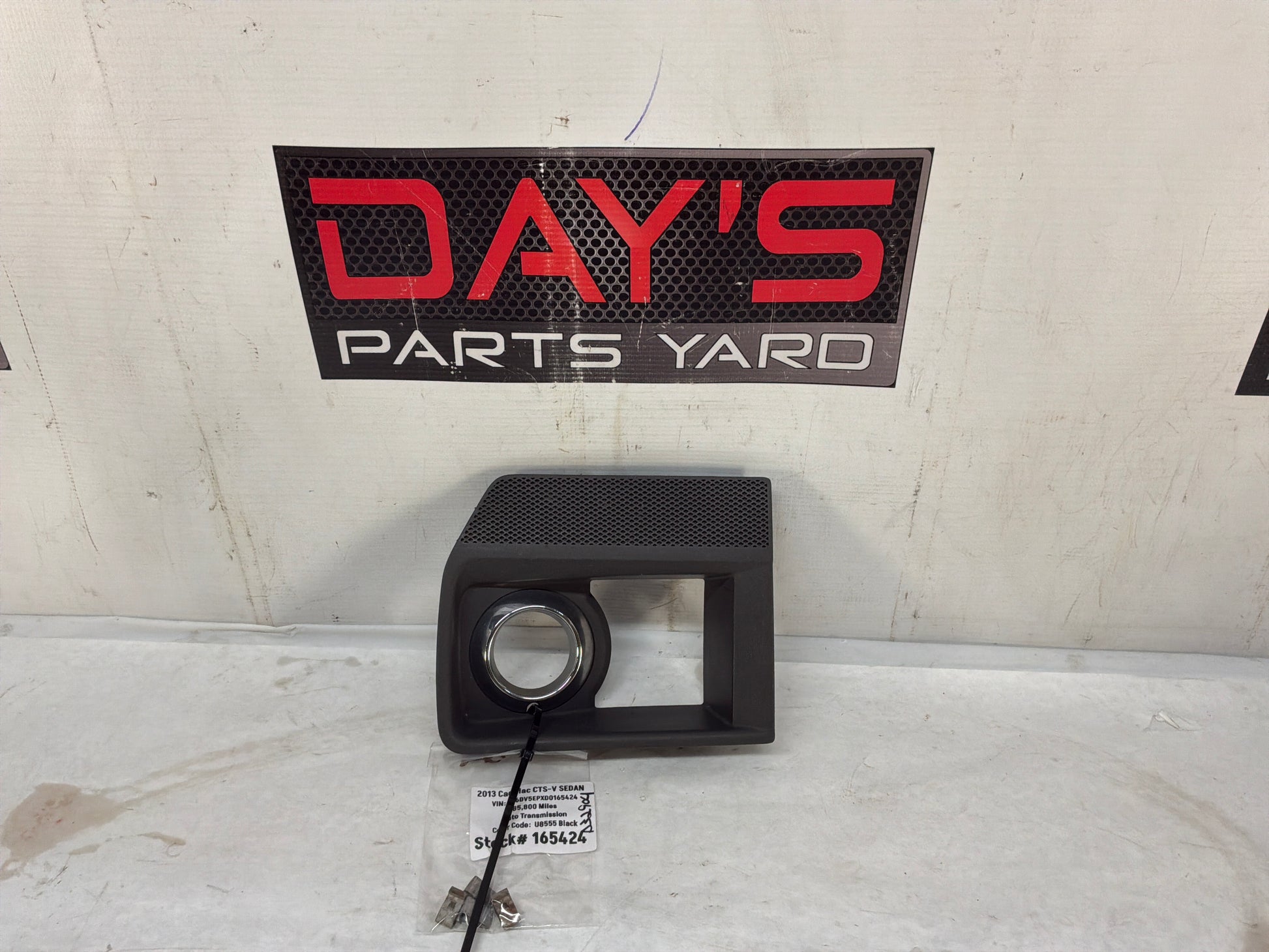 Bezel - Day's Parts Yard