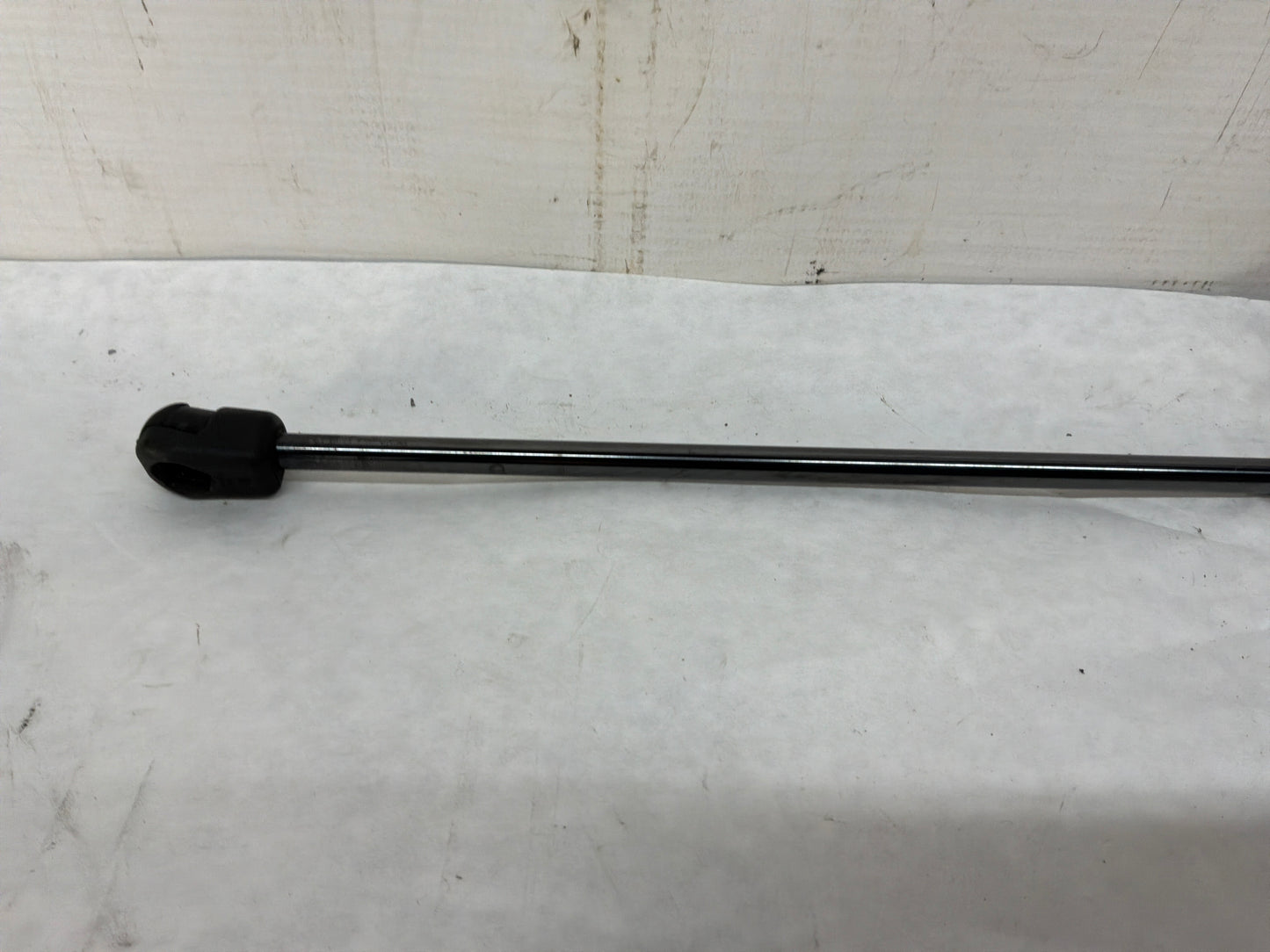 2015 Chevy SS Sedan Hood Shock Strut & Bracket OEM - Day's Parts Yard