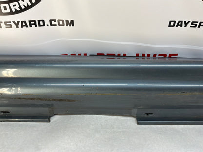 2006 Pontiac GTO RH Passenger Rocker Molding Side Skirt Panel Trim OEM