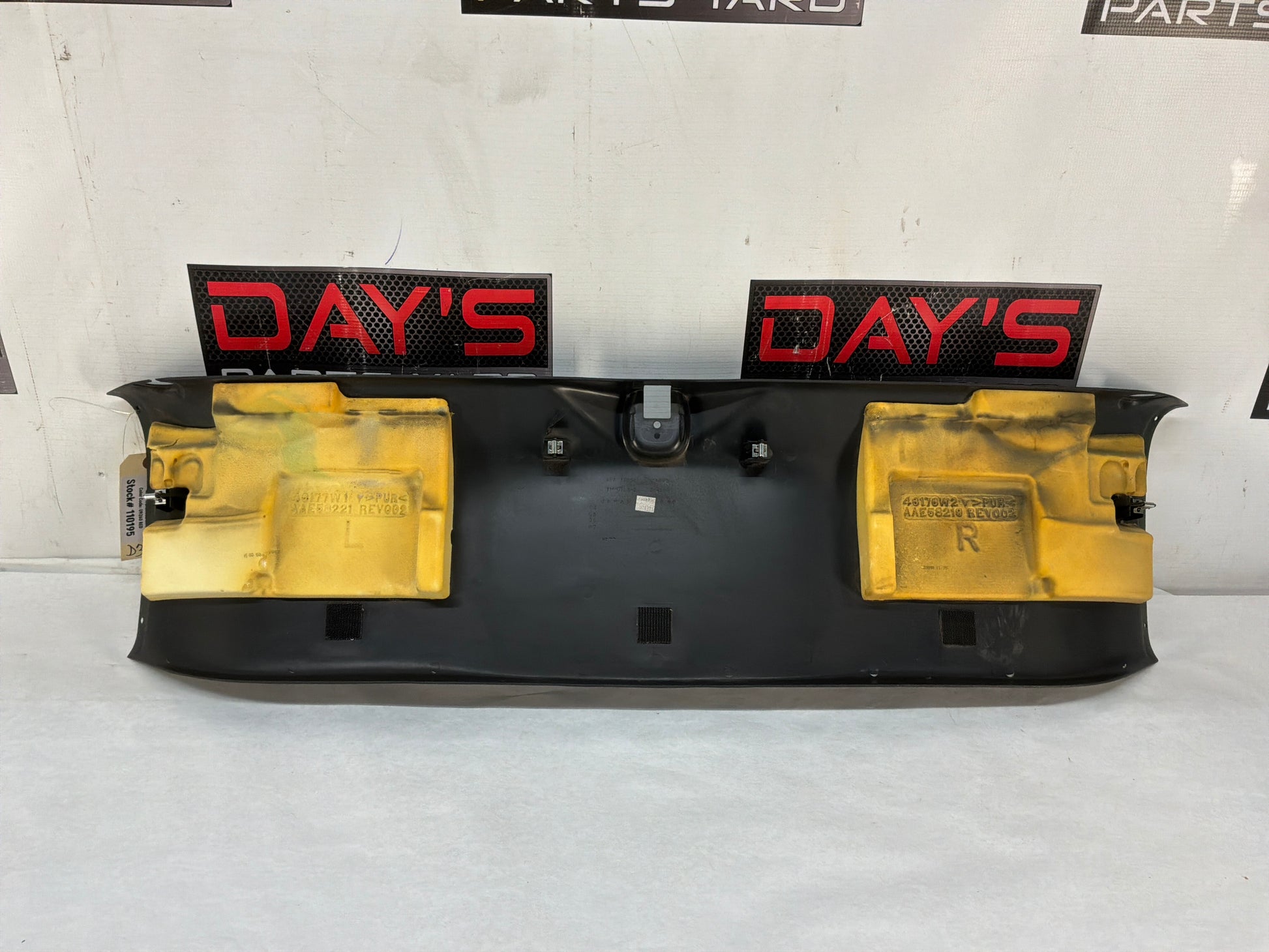 B pillar - Day's Parts Yard