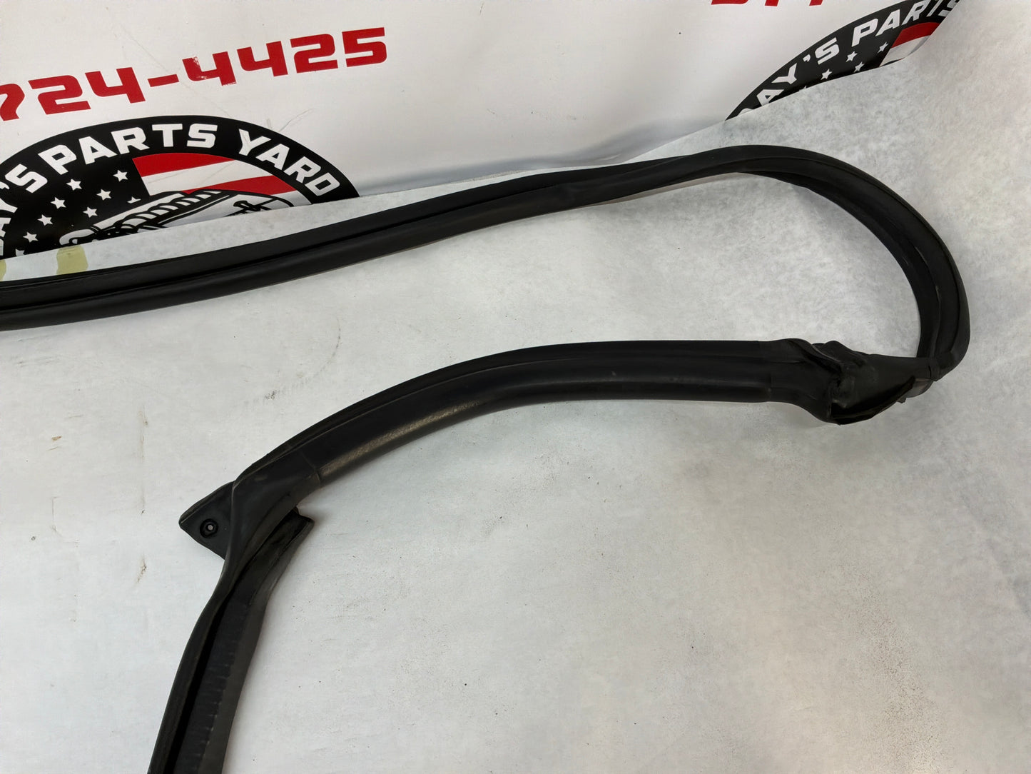 1999 Pontiac Firebird Trans Am Formula WS6 RH Passenger Door T-Top Weather Strip Rubber Seal OEM