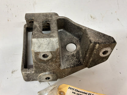 2017 Chevy SS Sedan RH & LH Engine Motor Mount OEM