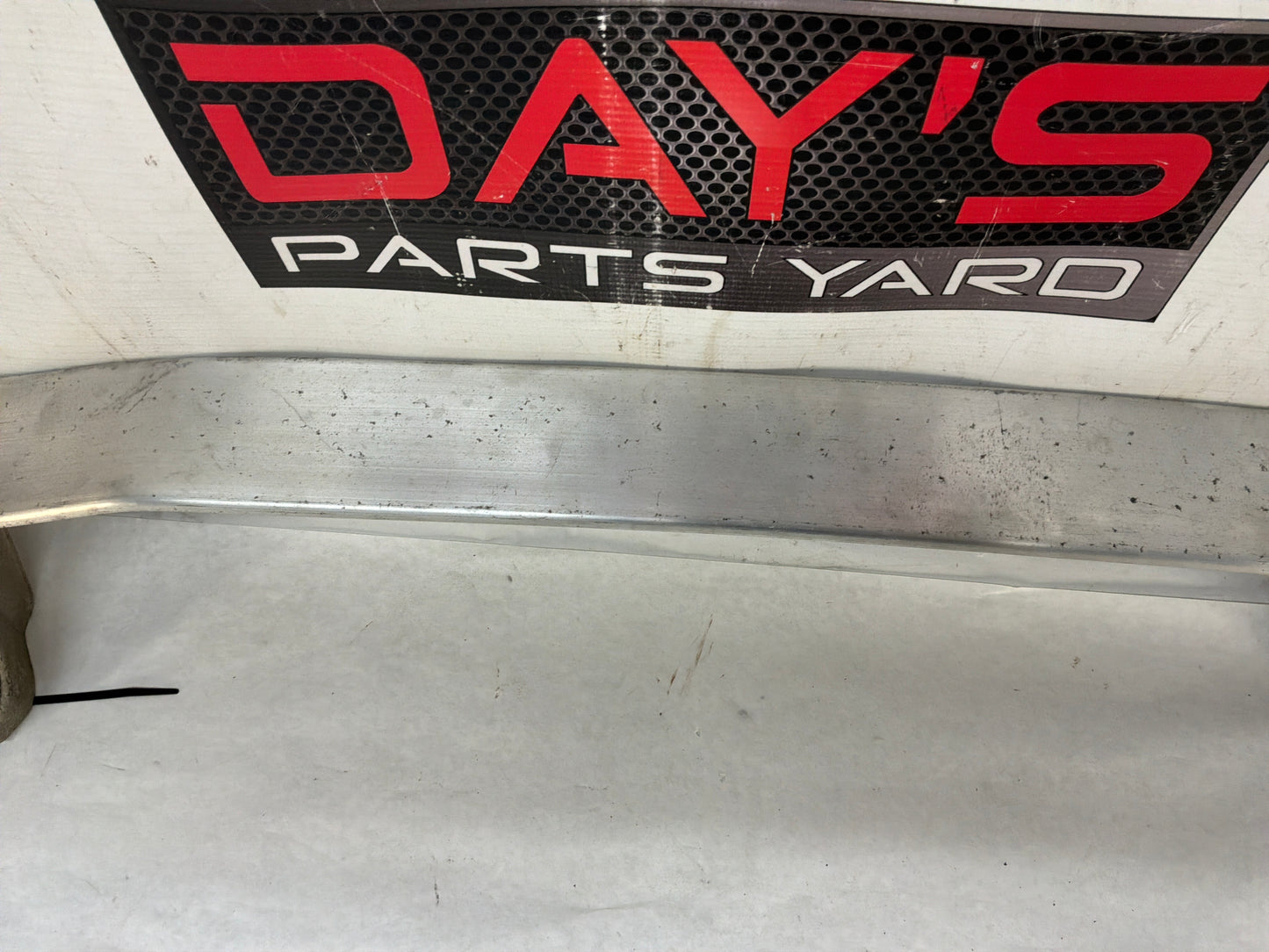 Bar - Day's Parts Yard