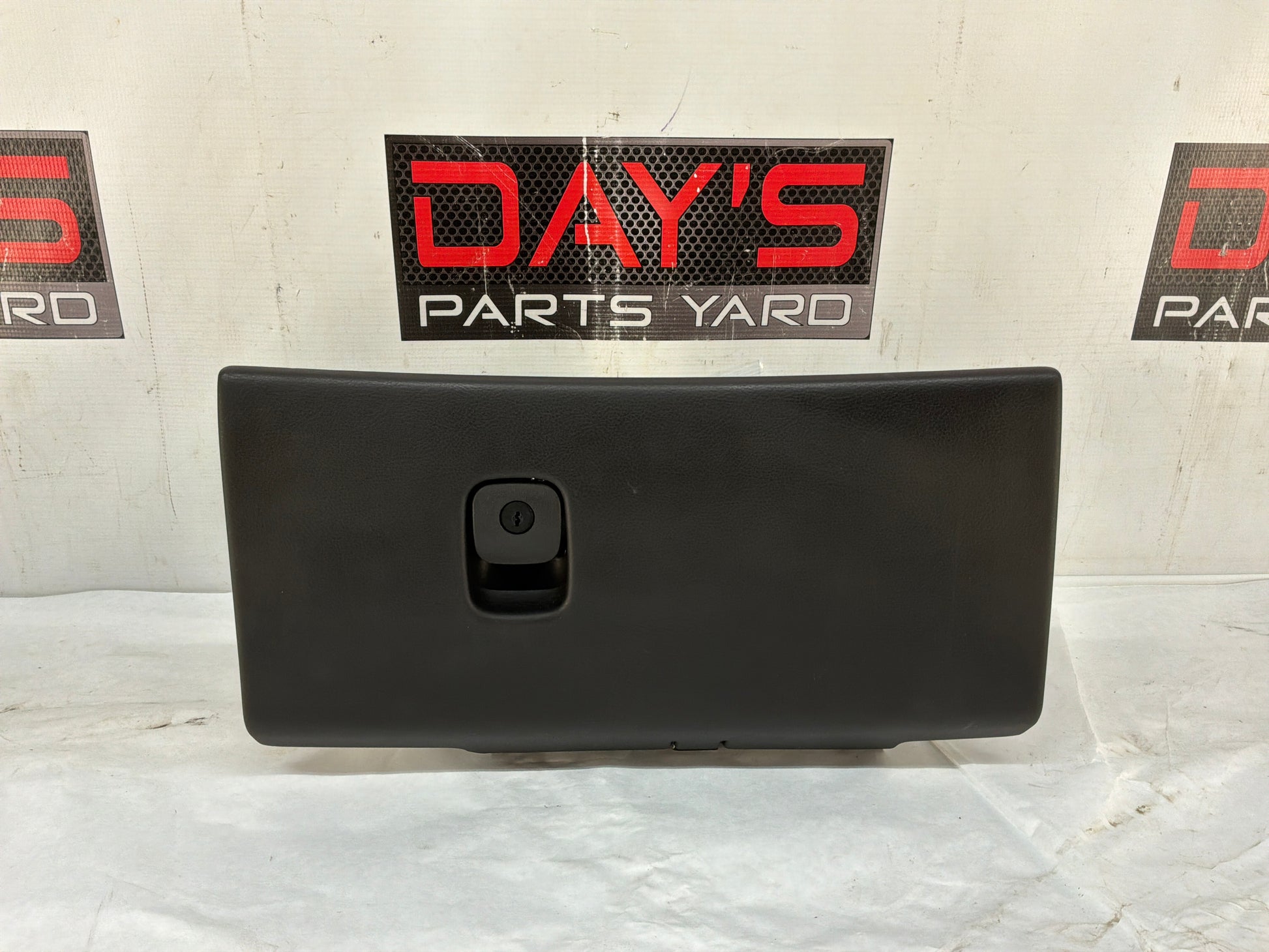 2005 Chevy C6 Corvette Dashboard Glove Box Assembly OEM - Day's Parts Yard