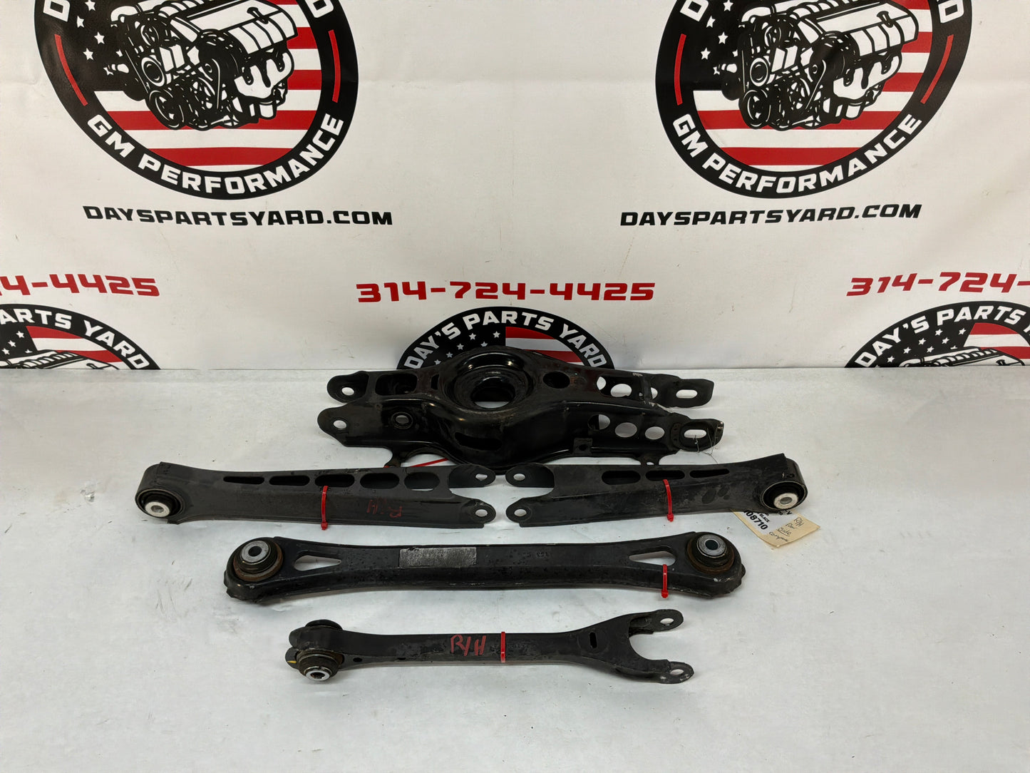 2016 Cadillac CTS-V RH Passenger Rear Suspension Control Trailing Arms Rods Links Set OEM
