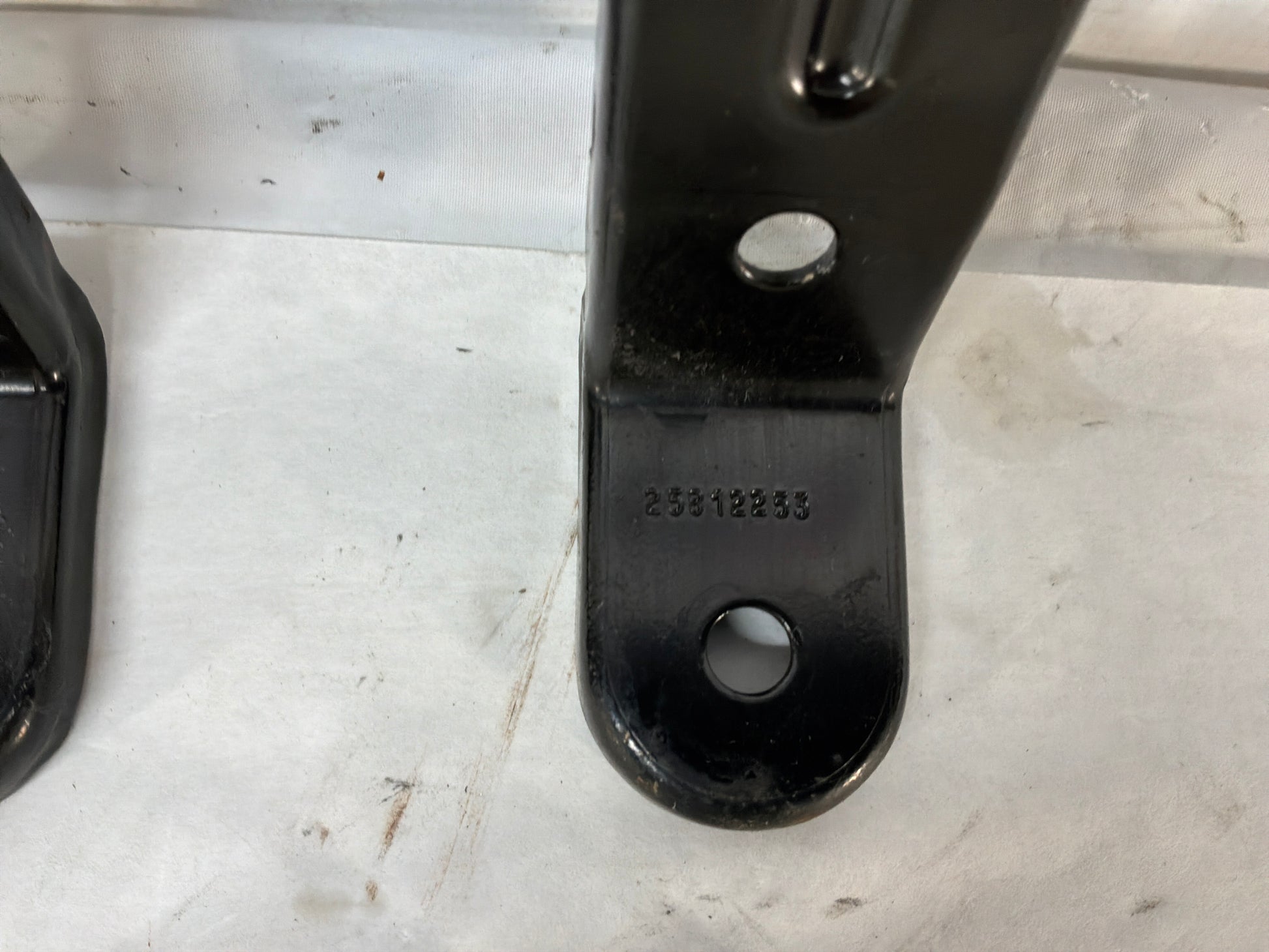 Brackets - Day's Parts Yard