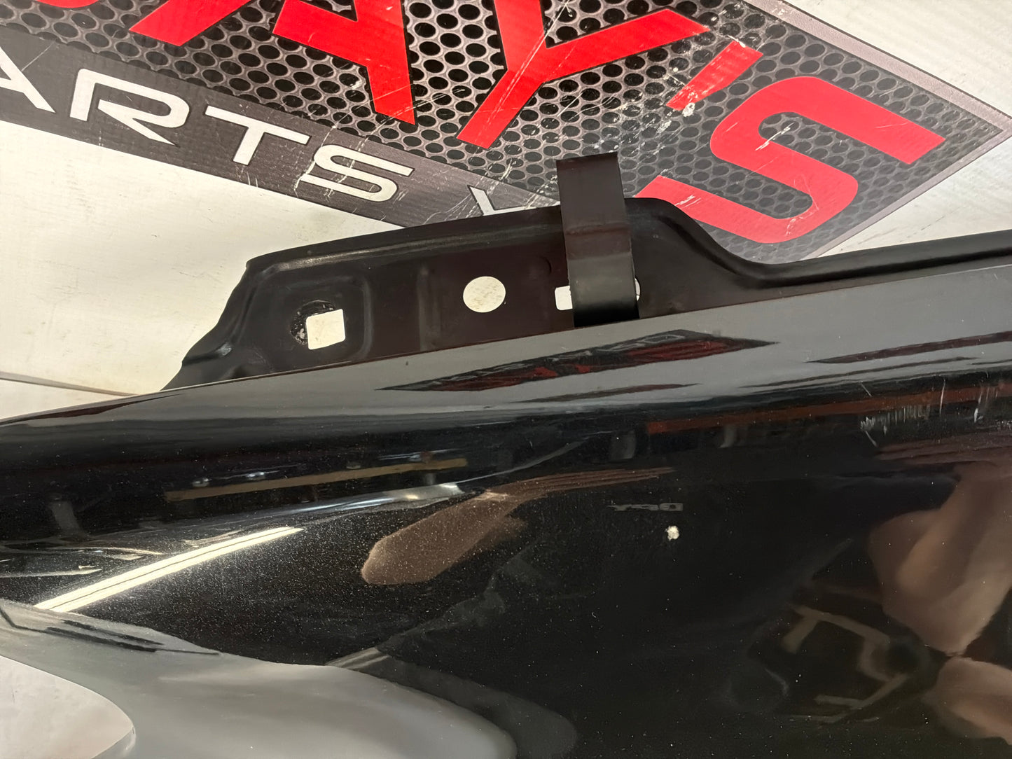 2008 Pontiac G8 GT LH Driver Fender Black OEM