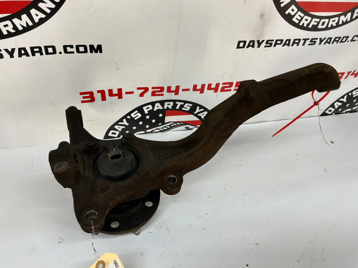 2002 Chevy Camaro Z28 RH Passenger Front Spindle Knuckle Hub OEM