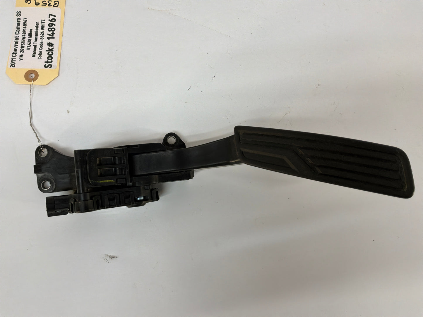 2011 Chevy Camaro SS Accelerator Fuel Gas Pedal OEM