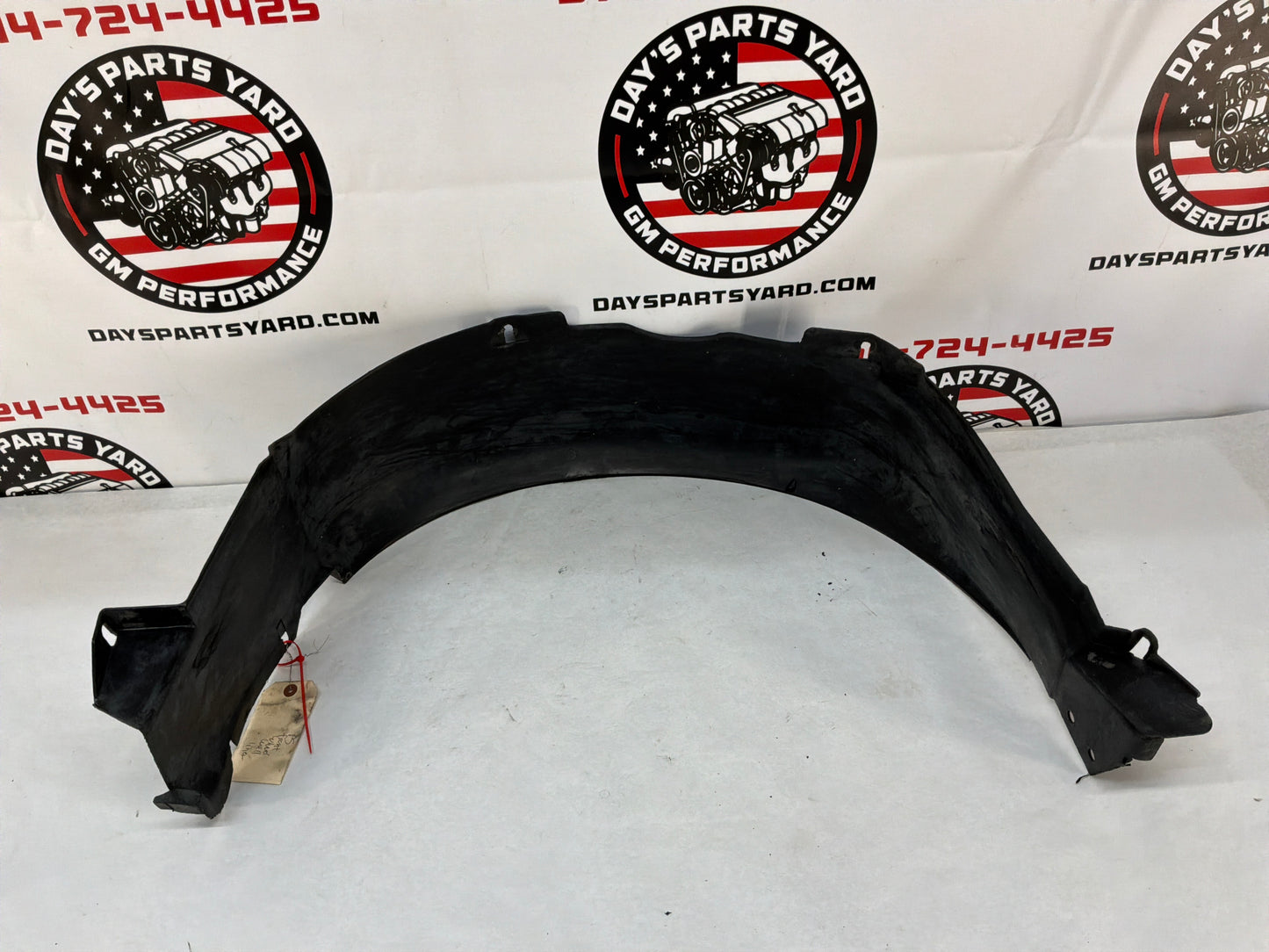 2005 Pontiac GTO RH Passenger Front Fender Wheel House Well Liner OEM