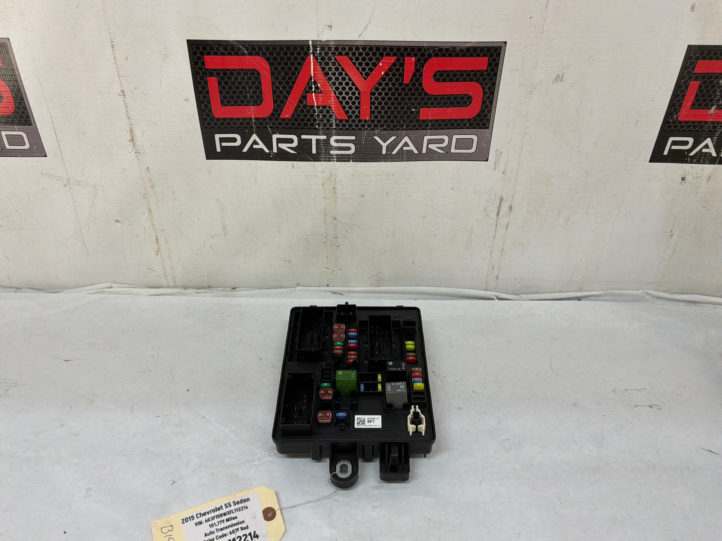 2015 Chevy SS Sedan Rear Trunk Fuse Relay Body Harness Junction Box Block Panel OEM