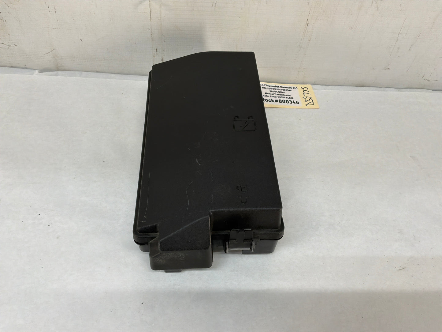 2014 Chevy Camaro ZL1 Engine Motor Bay Fuse Relay Accessory Wiring Junction Box Block OEM