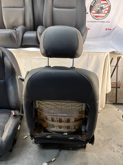 2006 Pontiac GTO Seats Front and Rears Black Leather OEM