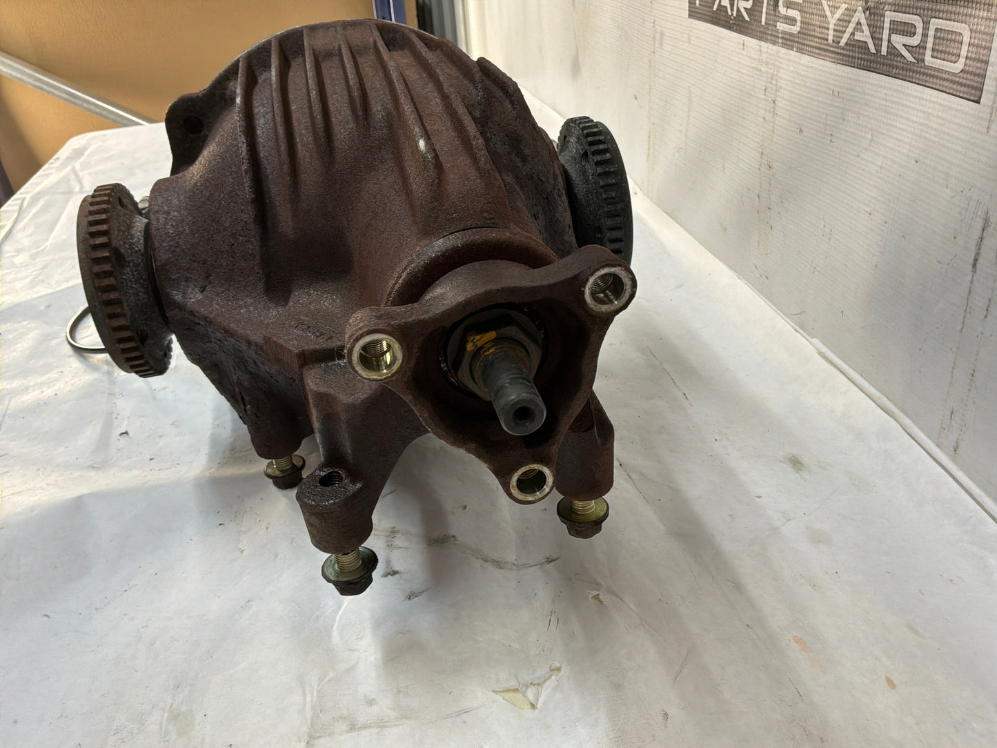2004 Pontiac GTO Rear End Rearend Carrier Axle Differential 3.46 LSD OEM