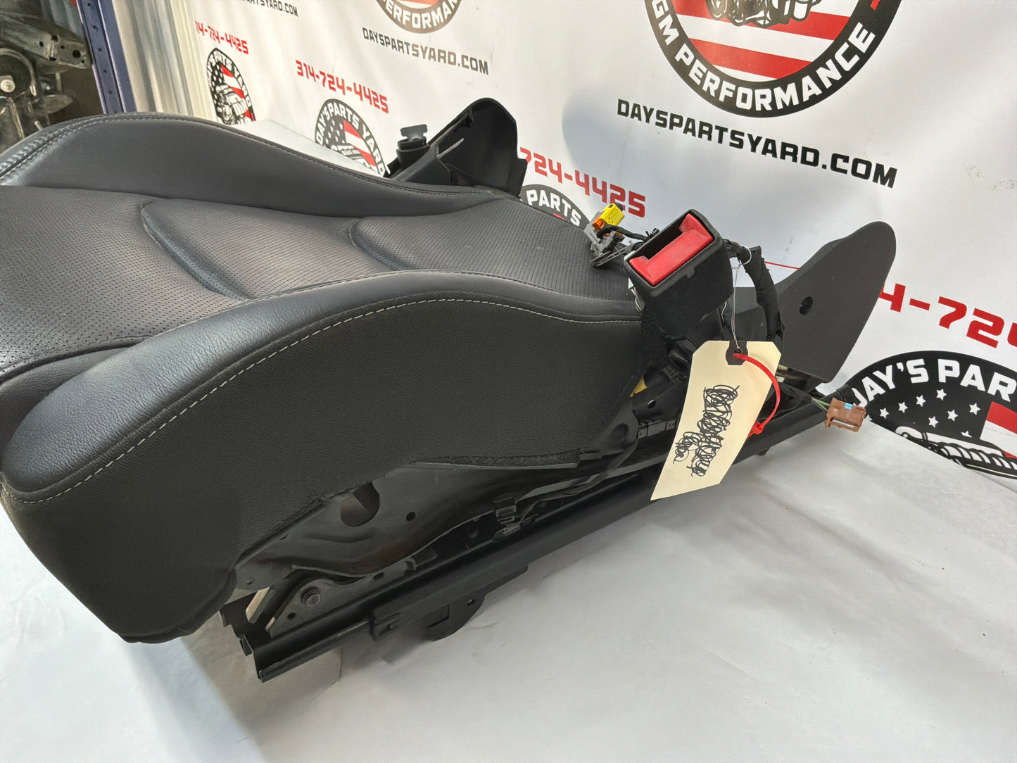 2019 Chevy Camaro SS RH Passenger Front Bottom Seat OEM