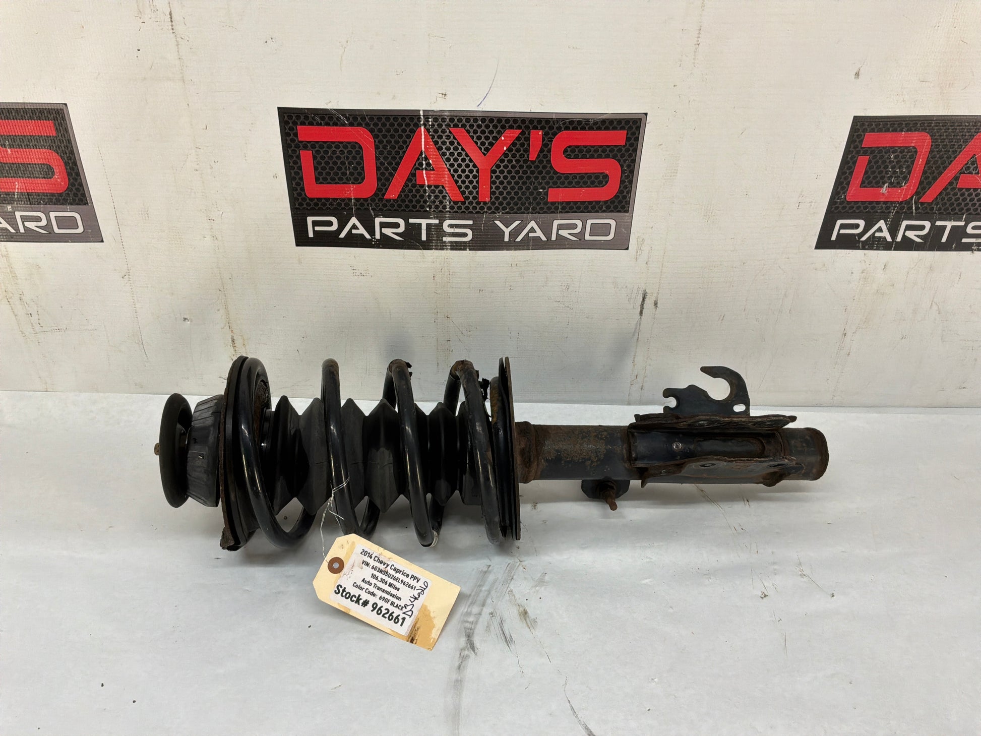 Lh front strut - Day's Parts Yard