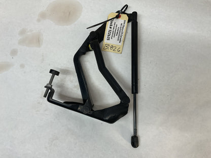 1999 Chevy C5 Corvette RH & LH Hood Hinges w/ Hood Struts OEM
