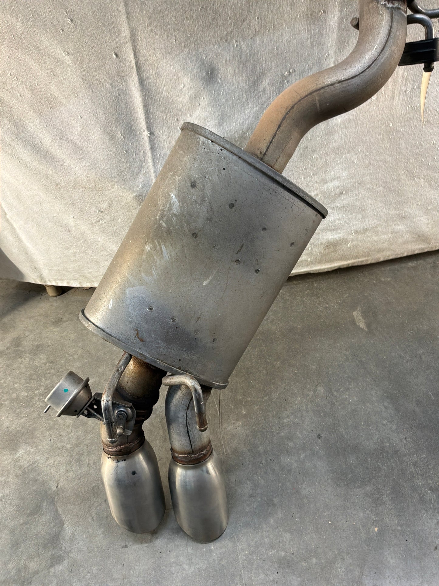 2015 Chevy Camaro SS 1LE Factory OEM Exhaust NPP Bi Mode Muffler Pipe Assembly