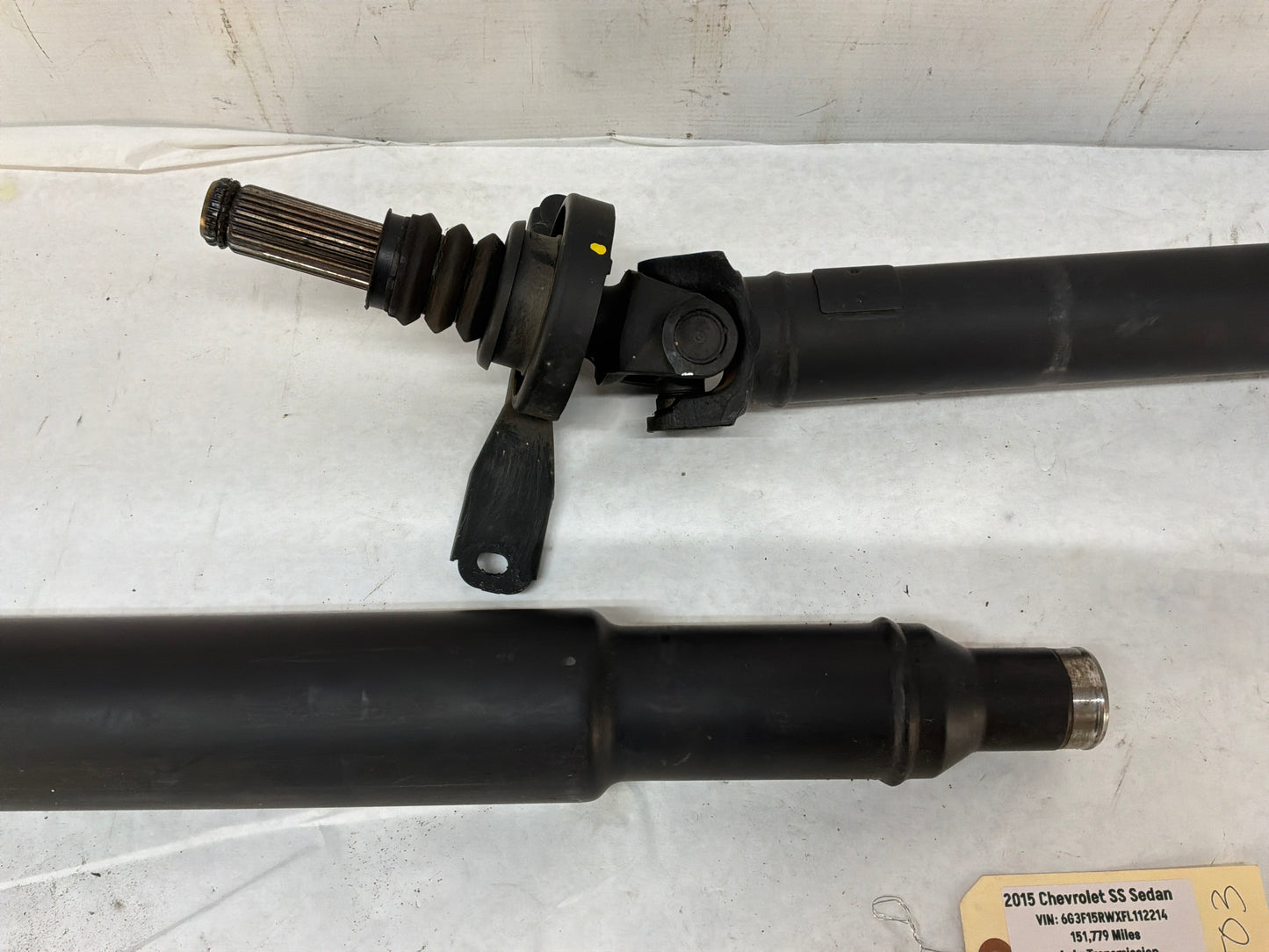 2015 Chevy SS Sedan Drive Propeller Shaft Driveshaft OEM