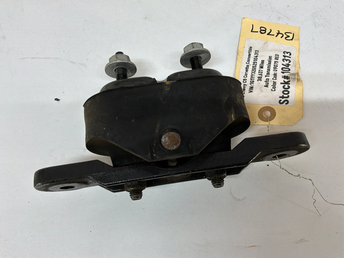 2002 Chevy C5 Corvette Convertible Rear End Differential Mount OEM