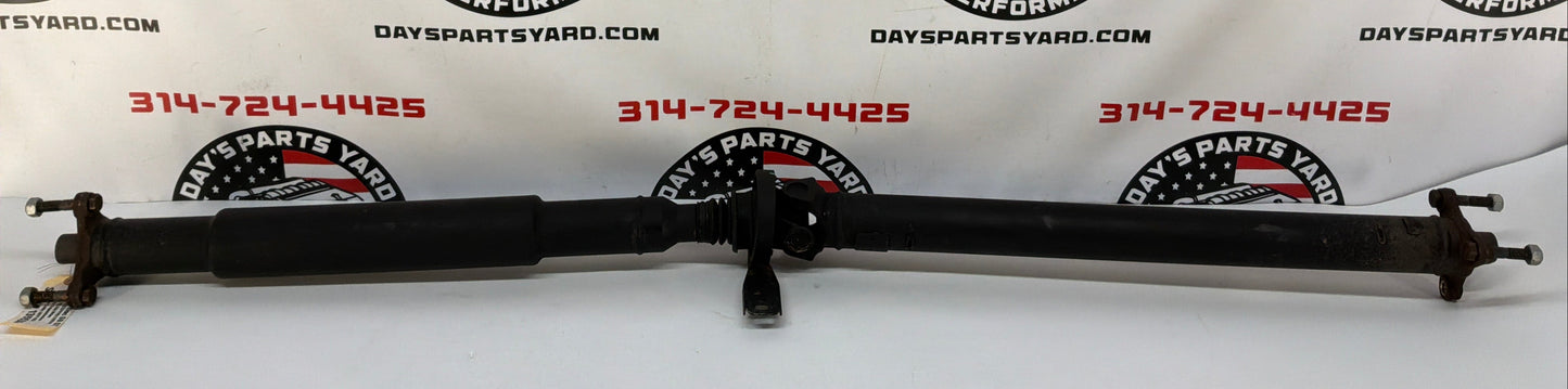 2008 Pontiac G8 GT Automatic Driveshaft Drive Shaft Propeller OEM