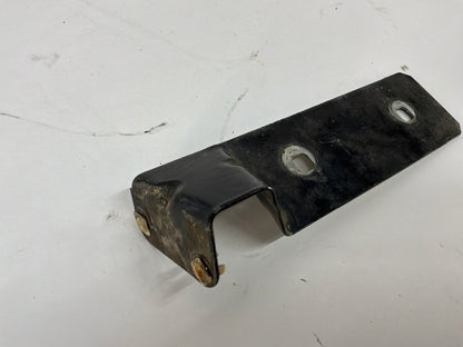 2006 Pontiac GTO LH Driver Fender Side Skirt Rocker Molding Support Bracket OEM