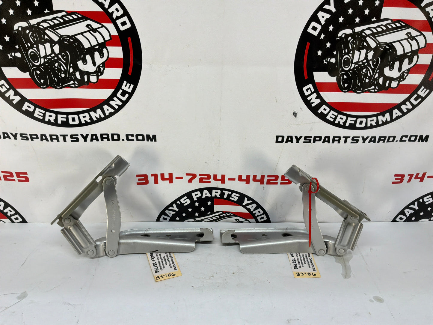 2015 Chevy Camaro SS 1LE RH & LH Hood Hinges OEM