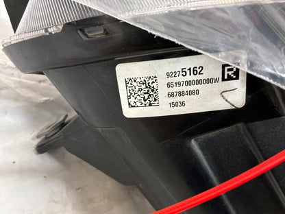 Rh headlight - Day's Parts Yard