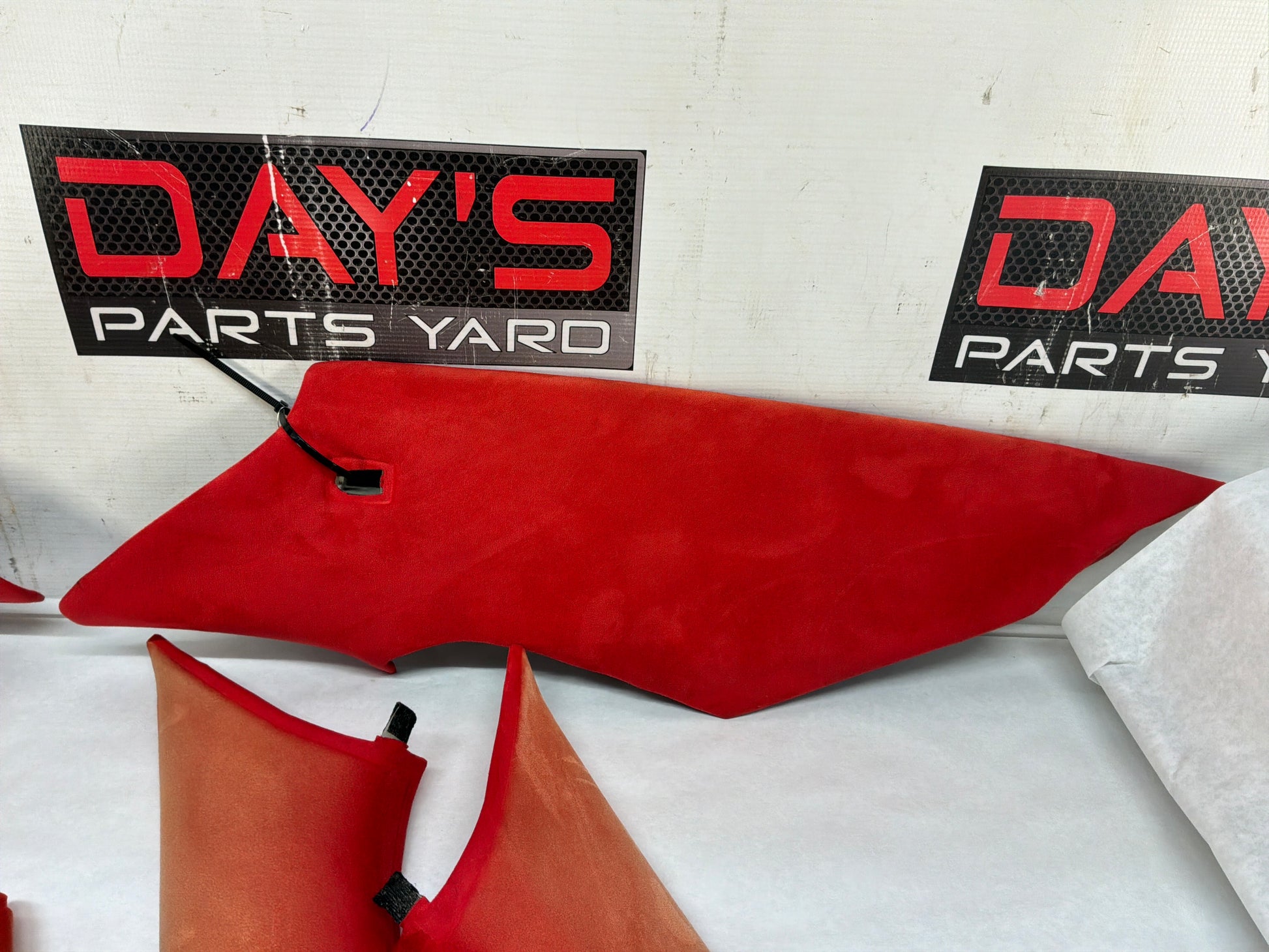 Head liner sunroof and interior trim - Day's Parts Yard
