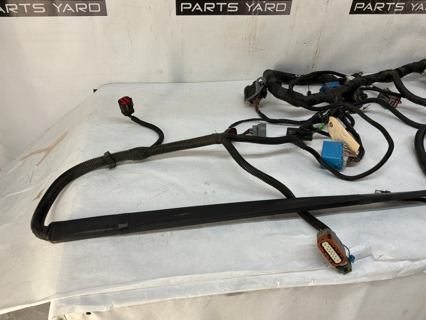 Engine wire harness - Day's Parts Yard