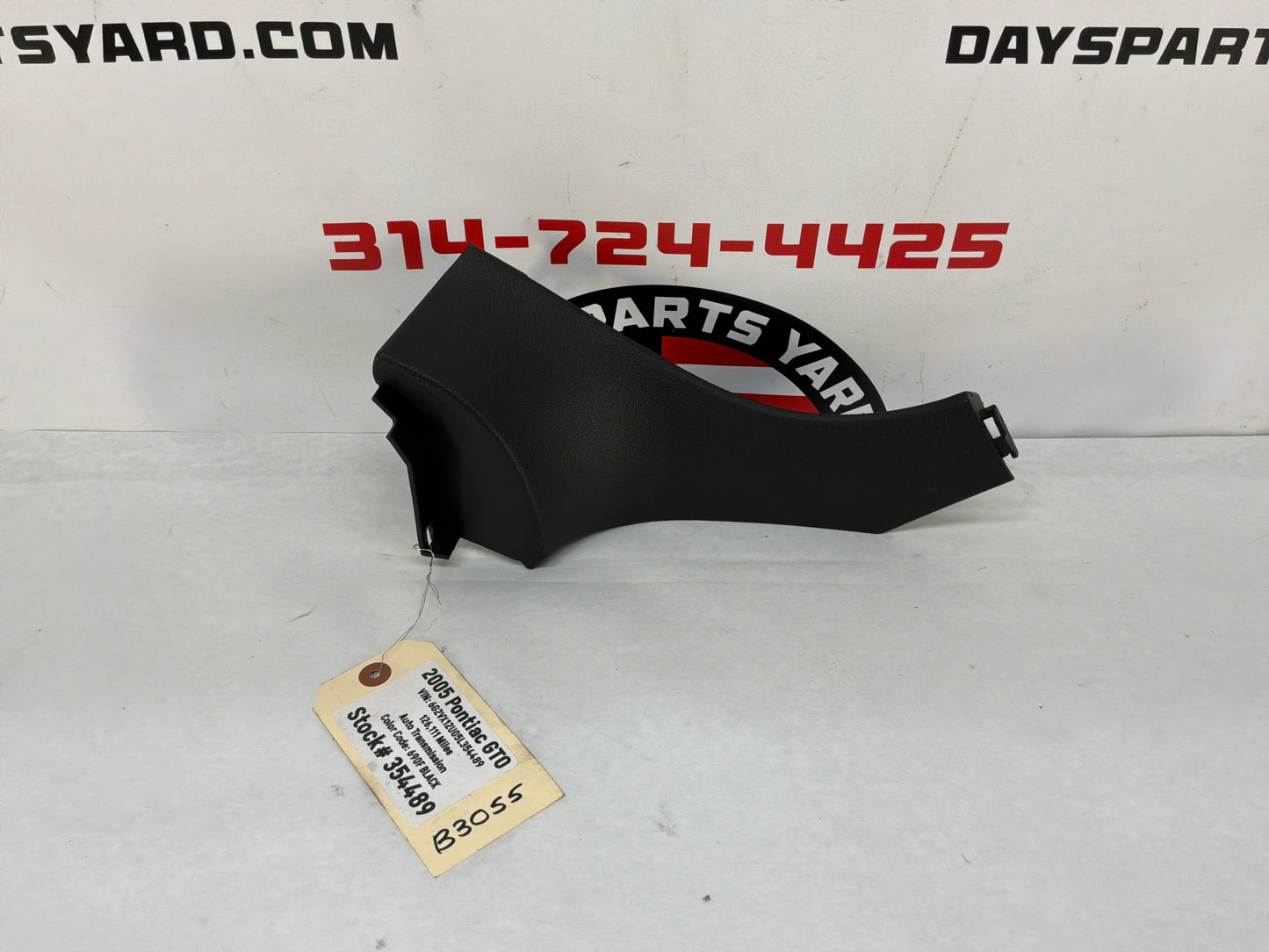 2005 Pontiac GTO LH Driver Console Dash Trim Extension Panel OEM