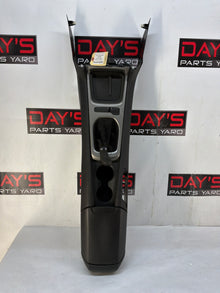 2015 Chevrolet Camaro SS 1LE Complete Center Console Arm Rest OEM