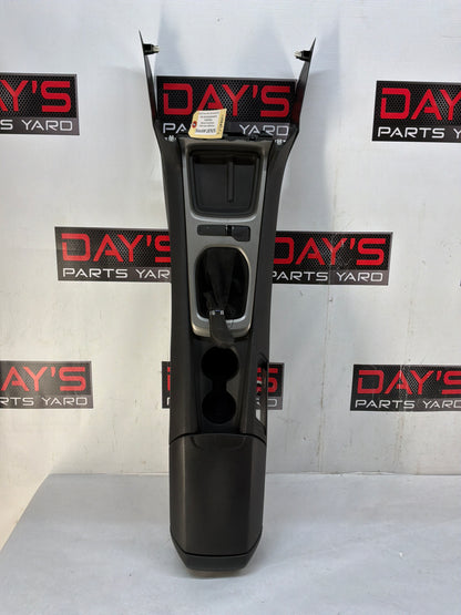 2015 Chevrolet Camaro SS 1LE Complete Center Console Arm Rest OEM