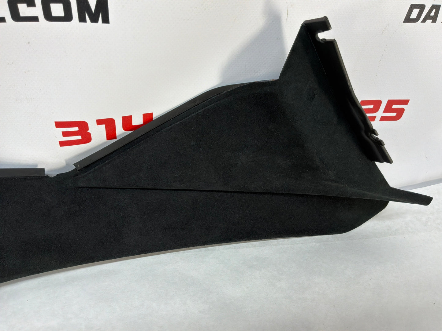 2005 Pontiac GTO RH & LH Console Interior Black Suede Trim Panels OEM