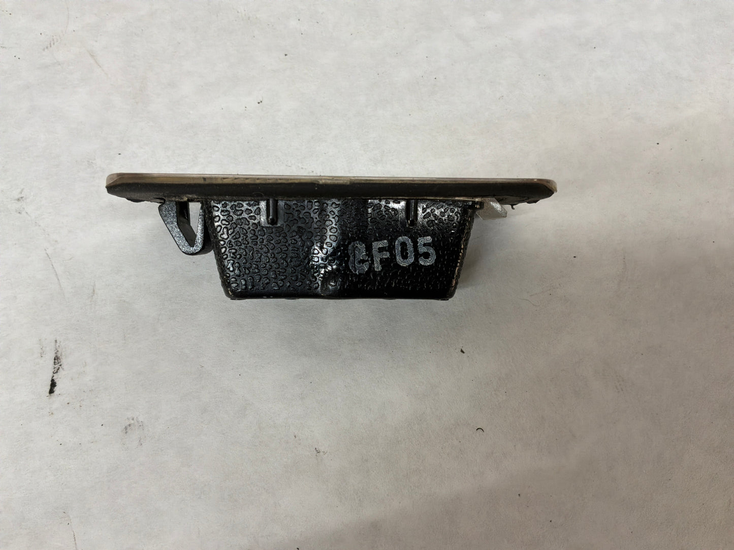 2008 Pontiac G8 GT Trunk Deck Lid License Plate Tag Lights Lamps Housings OEM